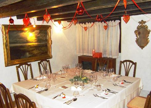 image RISTORANTE APERTO solo la sera. Domenica chiuso (170)